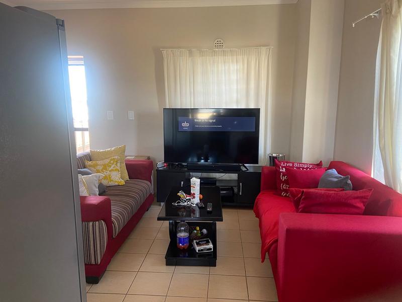 To Let 2 Bedroom Property for Rent in Parklands Western Cape